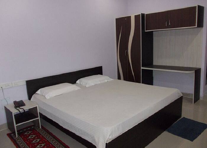 Hotel Raj Palace, Bargarh 2